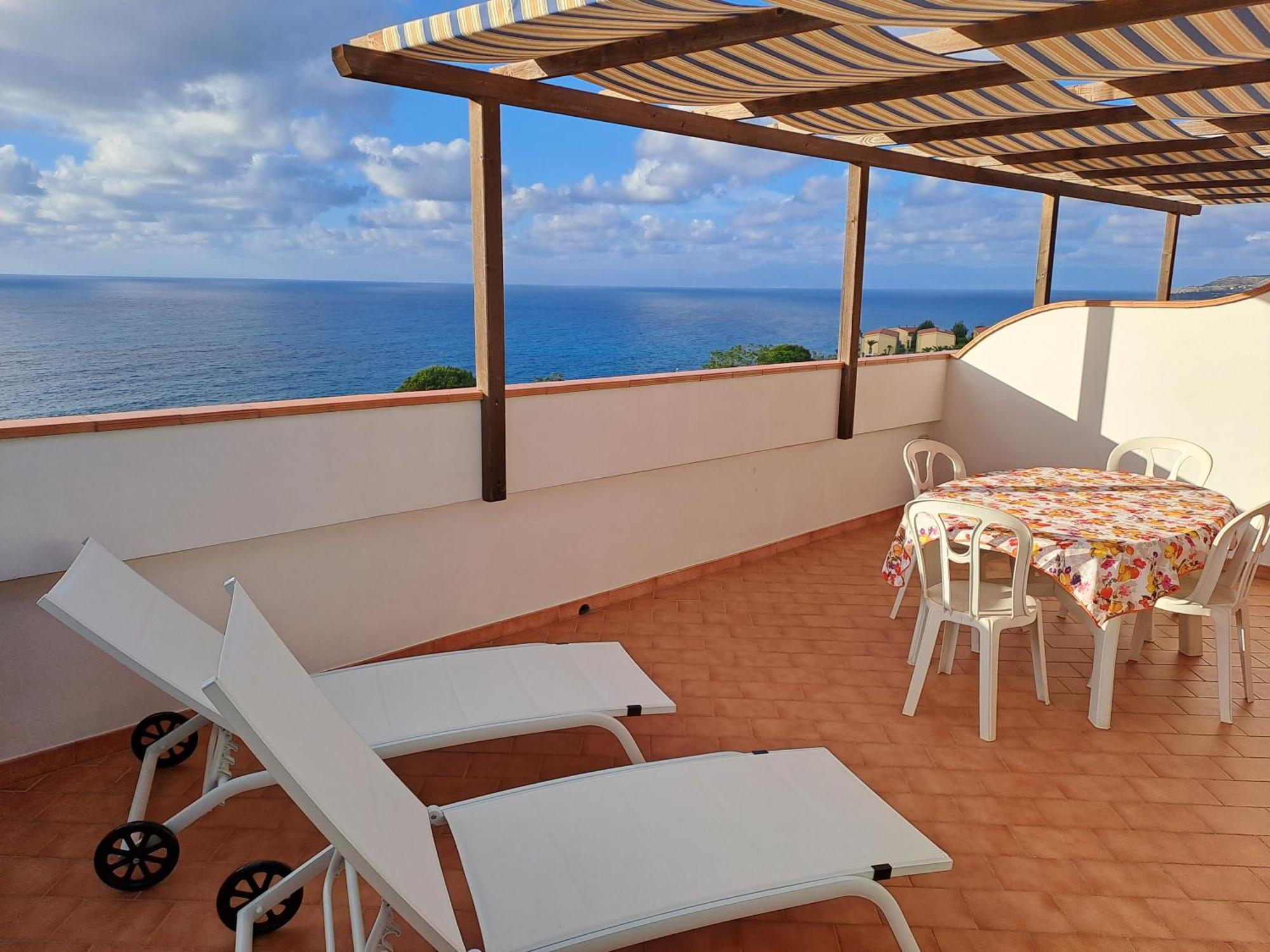 Appartamento Terrazza Michelino Parghelia Esterno foto