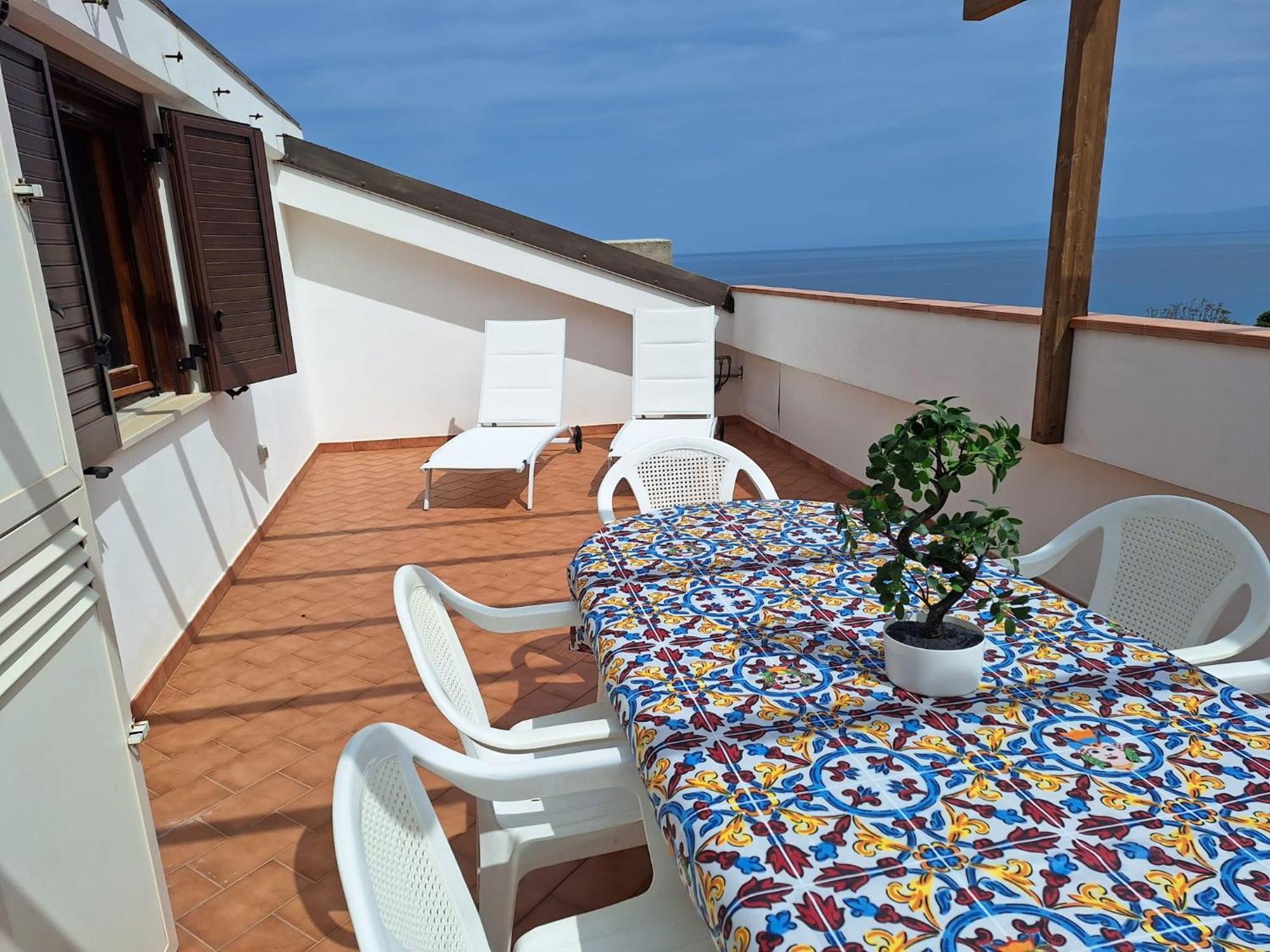 Appartamento Terrazza Michelino Parghelia Esterno foto
