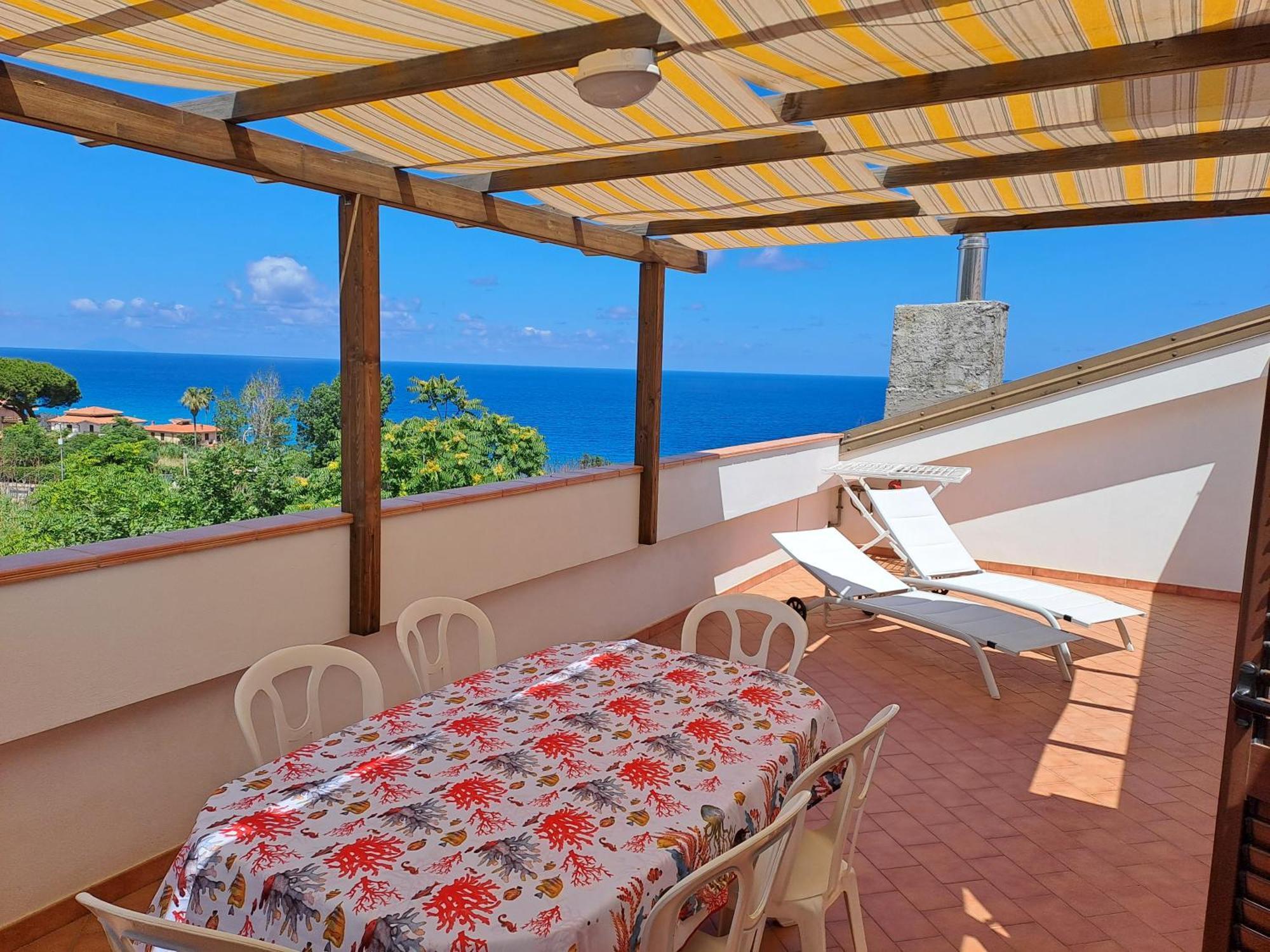 Appartamento Terrazza Michelino Parghelia Esterno foto