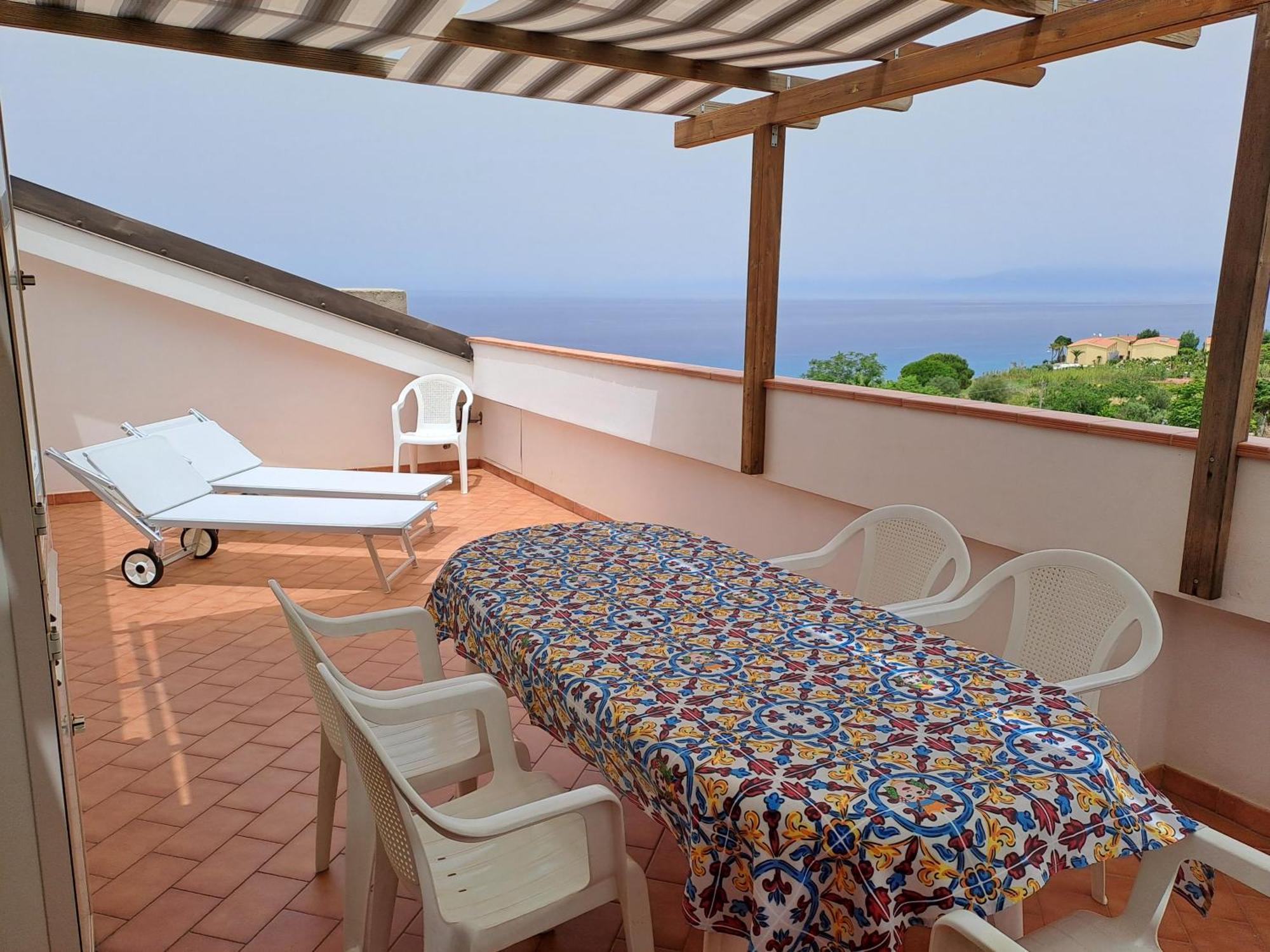 Appartamento Terrazza Michelino Parghelia Esterno foto